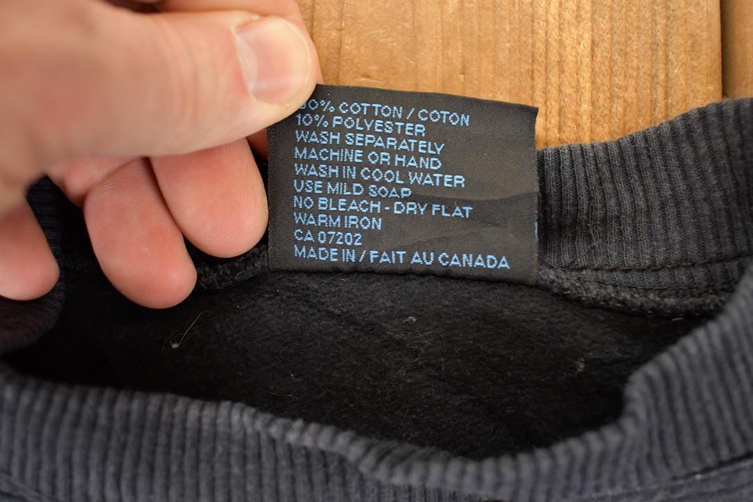 Vintage 1990s Vancouver Canada Graphic Print Crewneck Sweatshirt Mens S - Image 5