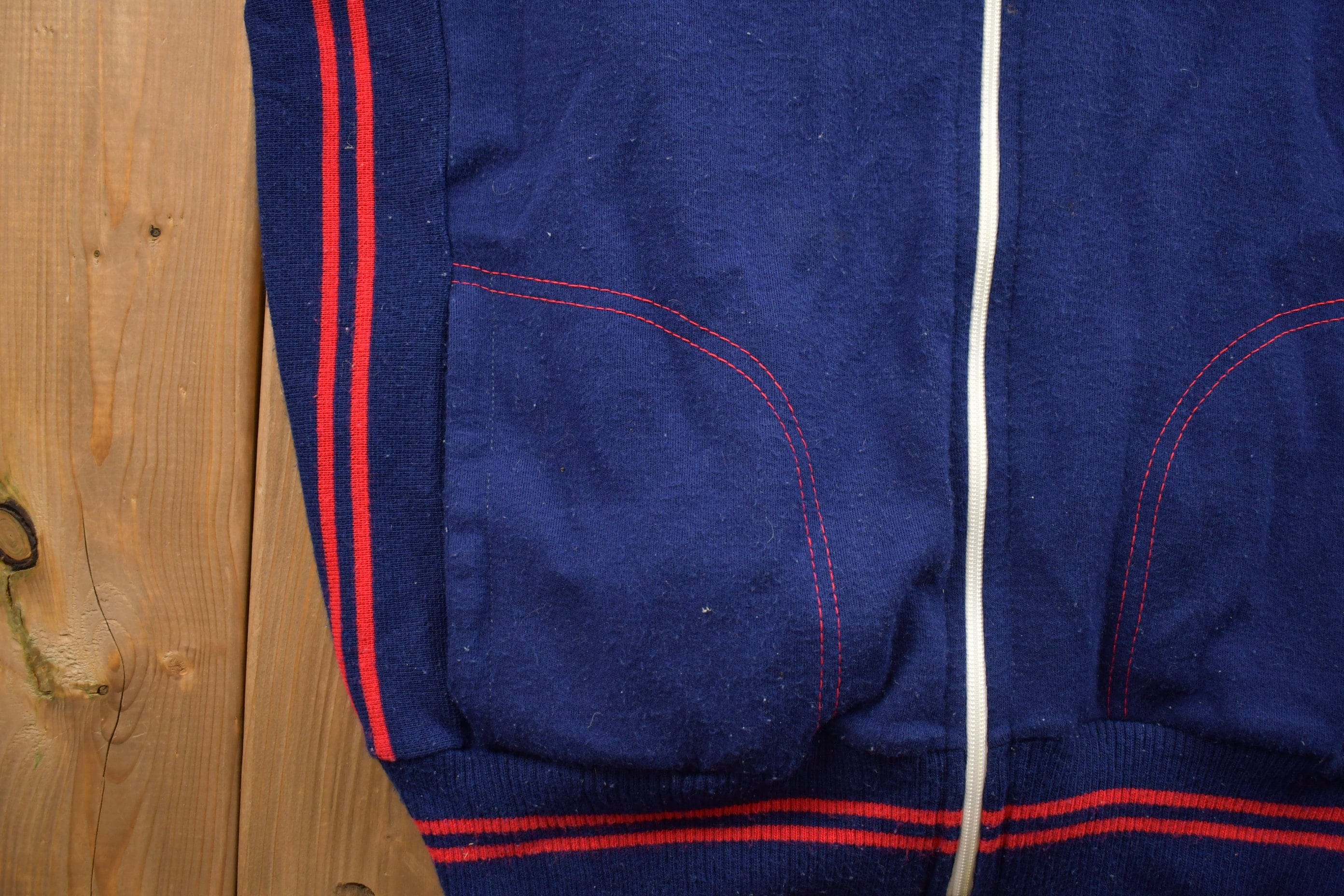 Vintage 1990s Veneto Zip Up Track Sweatshirt Men's Large - Image 4