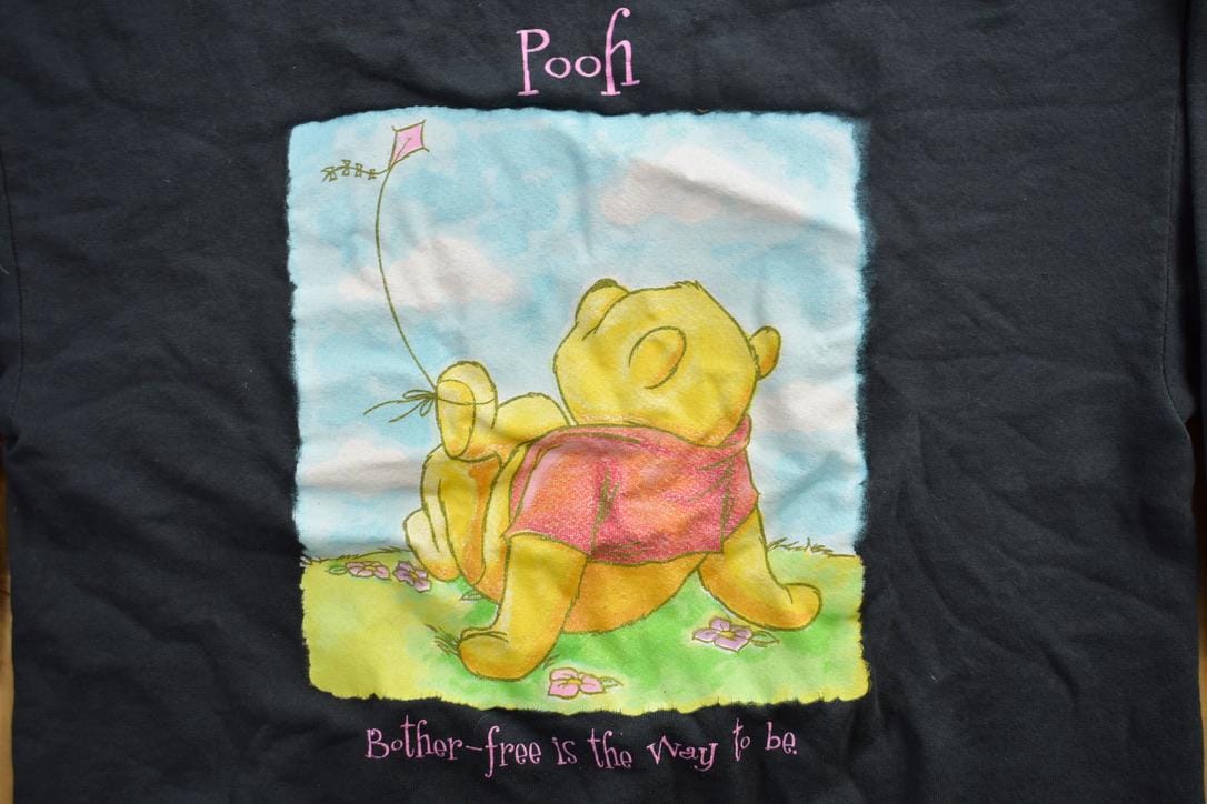 Vintage 1990s Winnie The Pooh Graphic Crewneck Men's Medium - Image 4