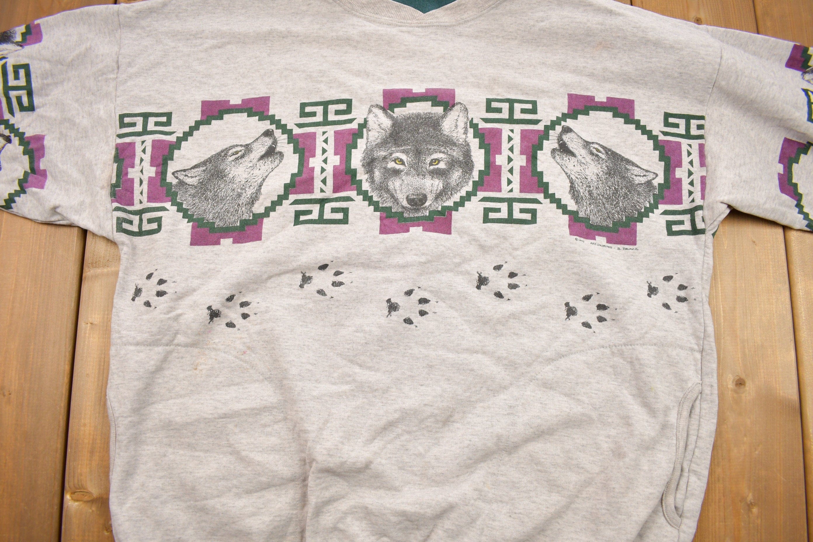 Vintage 1993 Aztec Wolf Theme Crewneck Men's Large - Image 3