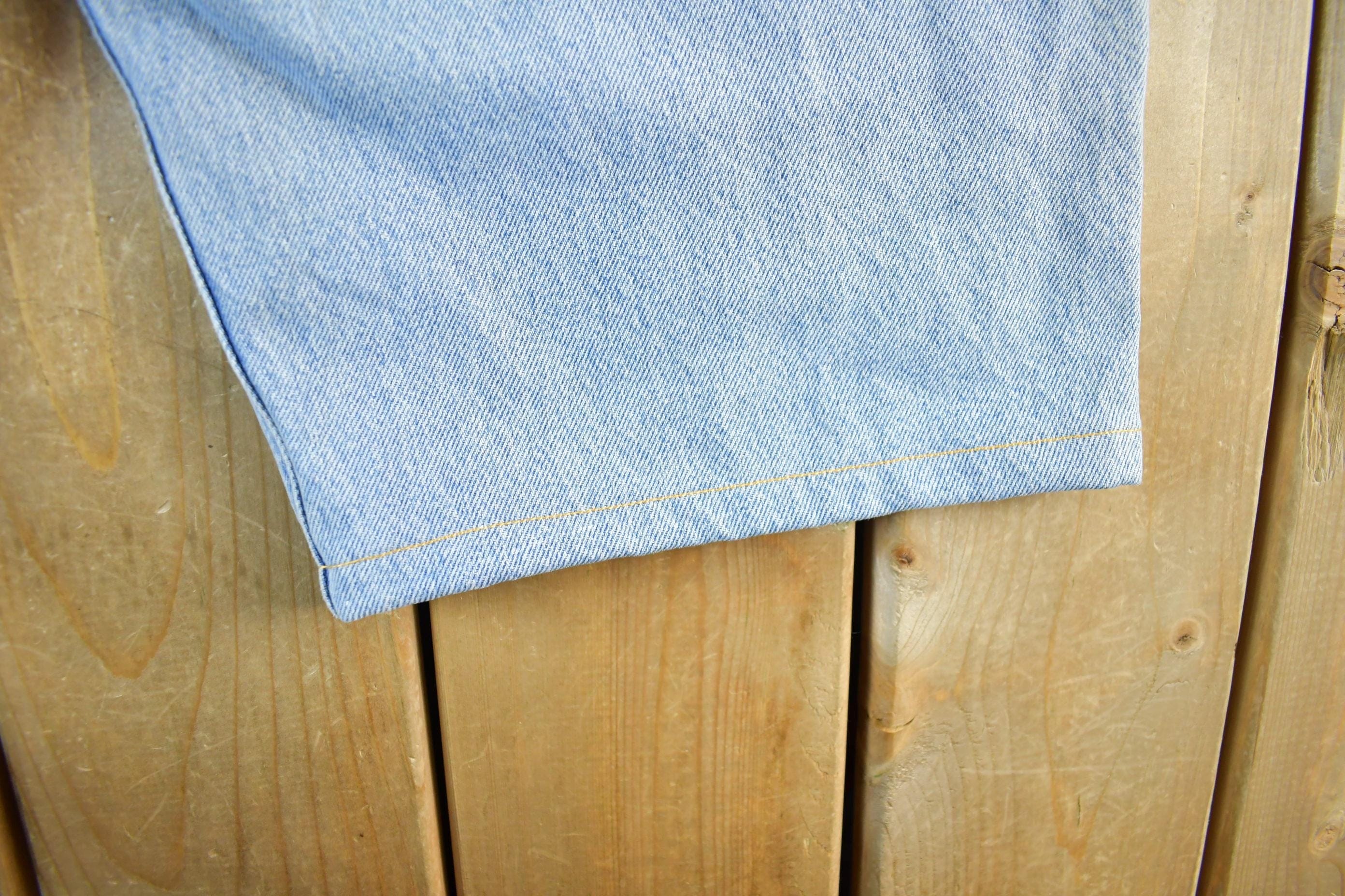 Vintage 2000s Carhartt Distressed Denim Shorts Men's 36 - Image 5