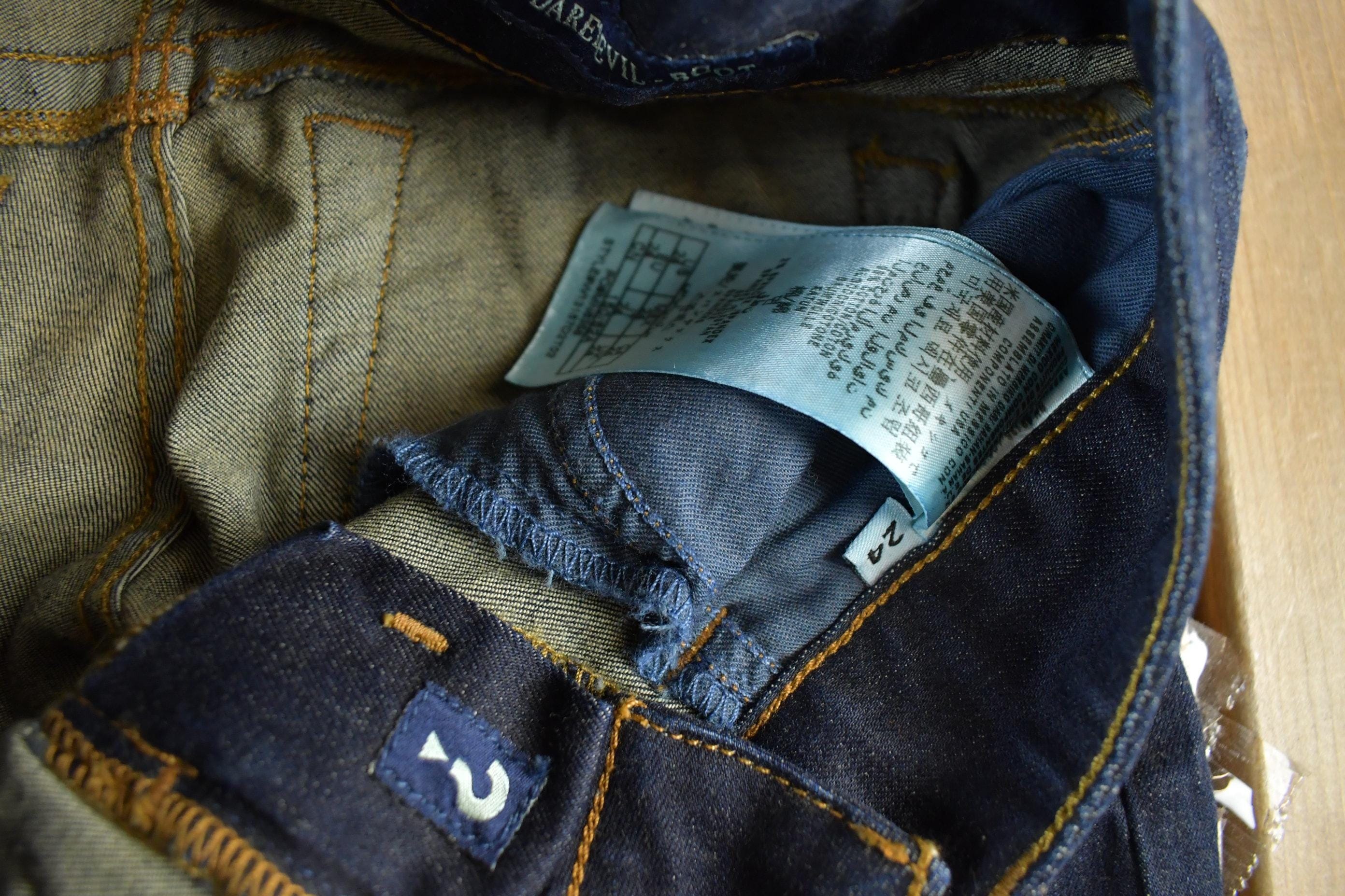 Vintage Y2K Guess Bootcut Denim Jeans Women's Small 26 x 33 - Image 5