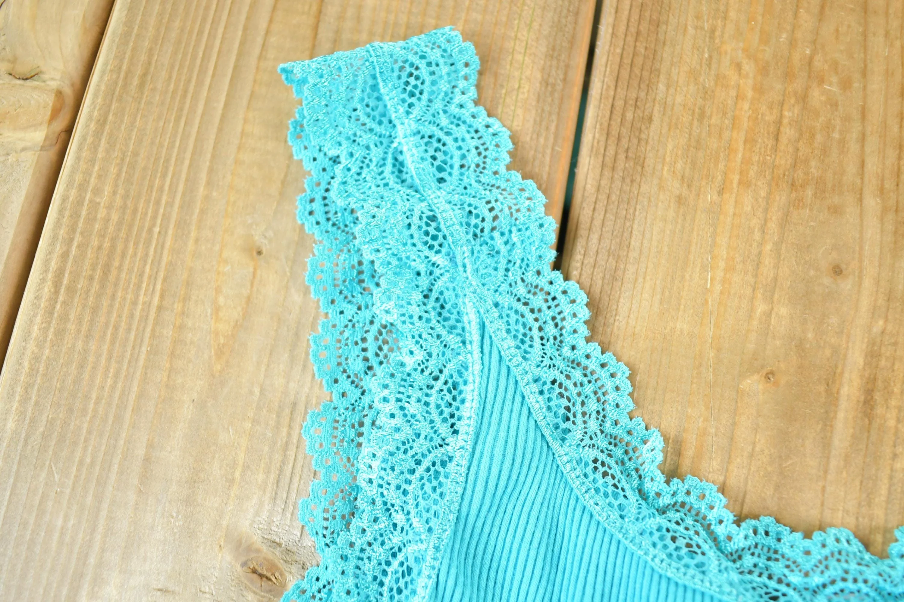 Vintage Y2K Isabella Rodriguez Souvenir Lace Tank Tops Womens XS - Image 3